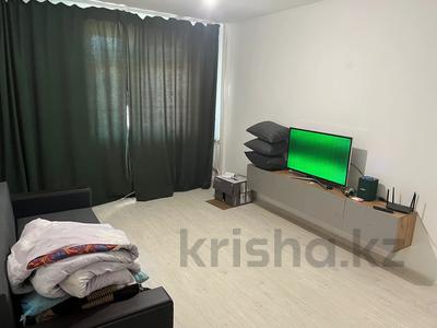 Продажа квартир в Жамбылской обл.: 3-комнатная квартира · 74 м² · 3/5 этаж, 15 мкр 2 — Конец пушкина, напротив фиркан за 25 млн 〒 3-комнатная квартира · 74 м² · 3/5 этаж, 15 мкр 2 — Конец пушкина, напротив фиркан за 25 млн 〒 в Таразе