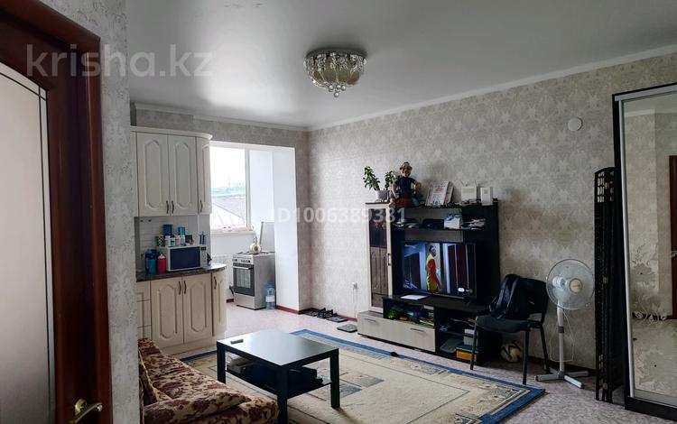 1-бөлмелі пәтер · 50 м² · 3/5 қабат, мкр Жилгородок, Ливенцова 7а, бағасы: 13.5 млн ₸ в Актобе — фото 4