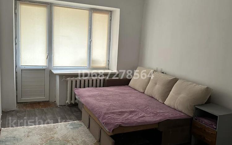 1-комнатная квартира · 32 м² · 5/5 этаж, мкр 8 — Братьев жубановых за 15 000 〒 в Актобе — фото 8