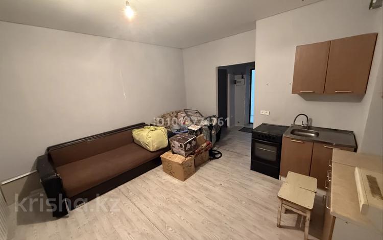 1-комнатная квартира · 28 м² · 4/4 этаж, мкр Уркер Е 1 дом2 за 10.5 млн ₸ в Астане, Нура р-н — фото 2
