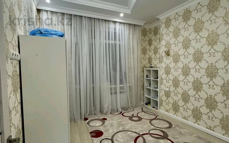 2-комнатная квартира, 43 м², 3/18 этаж, Туркестан — Ботанический сад за 25.5 млн 〒 в Астане, Есильский р-н — фото 2