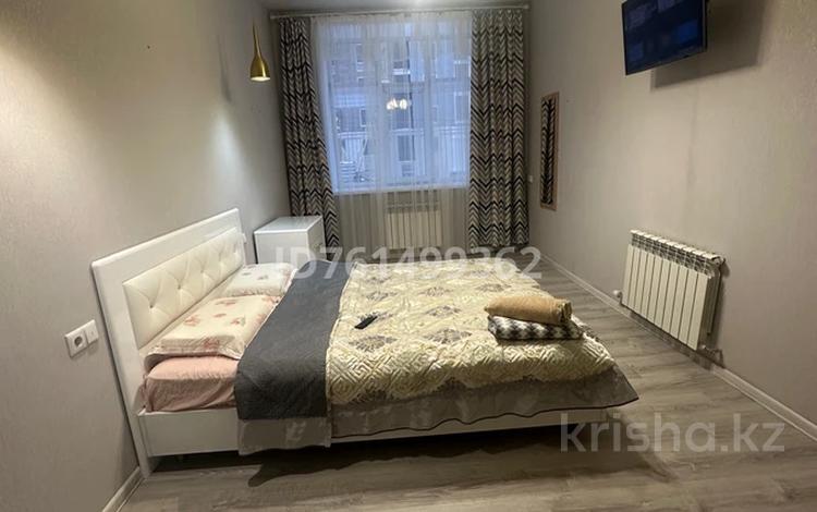 2-бөлмелі пәтер · 60 м² · 2/10 қабат, мкр Юго-Восток, Мкр.Степной 3 1/4, бағасы: 400 000 ₸ в Караганде, Казыбек би р-н — фото 2