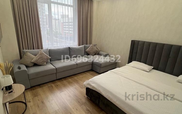 1-бөлмелі пәтер · 38 м² · 5/15 қабат, Кошкарбаева 13, бағасы: 3 000 ₸ в Астане, Алматы р-н — фото 2