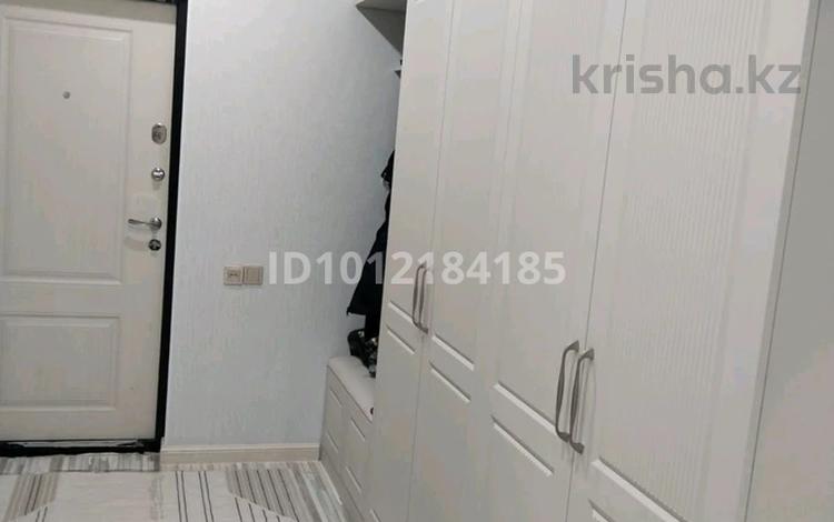 2-бөлмелі пәтер · 79.3 м² · 4/6 қабат, Мкр. 29А 171, бағасы: 27 млн ₸ в Актау, 18-й мкр  — фото 2