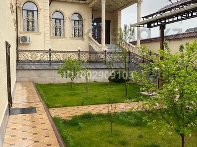 Жеке үй · 8 бөлме · 500 м² · 10 жүзд., Северо-Запад ш/а 24 — Нурлытан 24, бағасы: 250 млн ₸ в Шымкенте, Абайский р-н