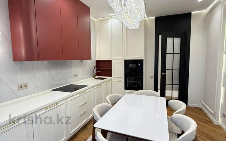 3-комнатная квартира · 120 м², Шамши Калдаяков 8 за 1 млн ₸ в Астане, Сарайшык р-н — фото 2