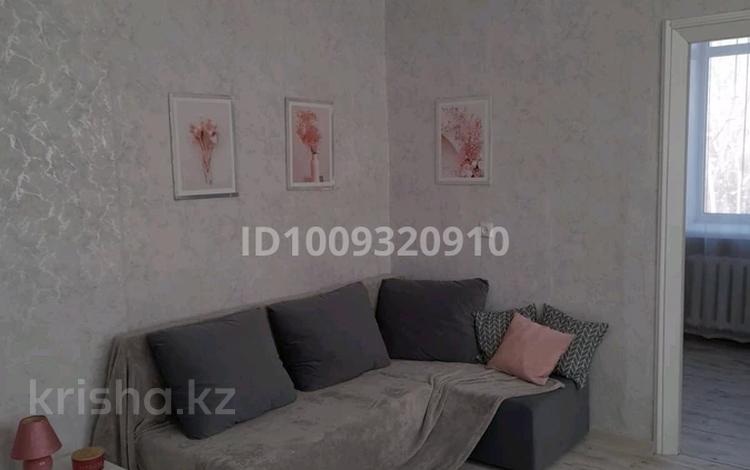 2-бөлмелі пәтер · 41 м² · 3/4 қабат, Назарбаева 72 — ДКМ, бағасы: 17 млн ₸ в Усть-Каменогорске, Ульбинский — фото 2