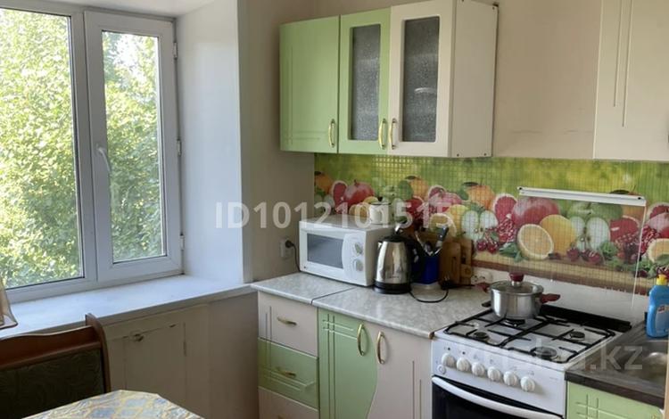 1-комнатная квартира · 31 м² · 4/5 этаж, Майкудук, 12й микрорайон 14 за 90 000 ₸ в Караганде, Алихана Бокейханова р-н — фото 2