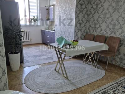2-бөлмелі пәтер · 57 м² · 8/9 қабат, Нұрсәт ш/а 46 — Назарбаева 46, бағасы: 19 млн ₸ в Шымкенте, Каратауский р-н