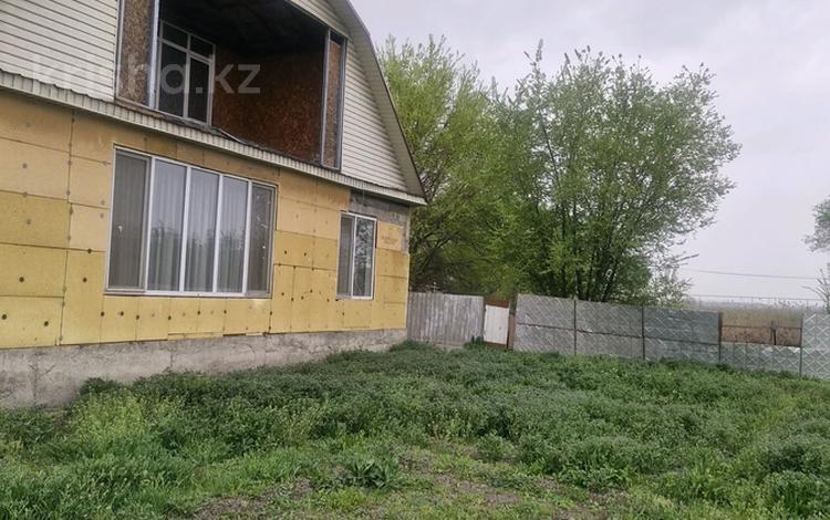 Отдельный дом · 3 комнаты · 129.9 м² · 6 сот., ул. Жетысу 138 за 35 млн ₸ в Алматинской обл., Талгарский р-н — фото 2