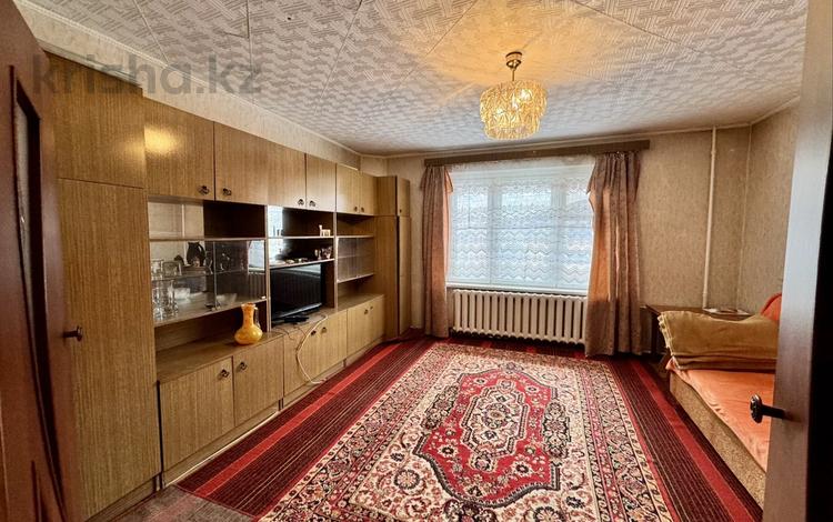 1-бөлмелі пәтер · 41 м² · 1/5 қабат, Юго-Восток ш/а., Степной-2 3, бағасы: 12.5 млн ₸ в Караганде, Казыбек би р-н — фото 2
