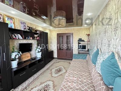 3-комнатная квартира · 70 м², Майкудук, 18й микрорайон — Магазин Светофор за 23 млн 〒 в Караганде, Алихана Бокейханова р-н