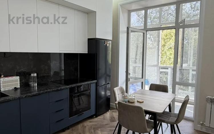 2-бөлмелі пәтер · 51 м² · 4/9 қабат, Шахтёров 20/4, бағасы: 35 млн ₸ в Караганде, Казыбек би р-н — фото 2