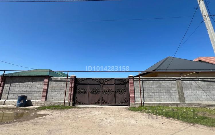 Отдельный дом · 3 комнаты · 60 м² · 8 сот., Мартакау 8 — Остановка Мешит за 18 млн ₸ в Уштереке — фото 2