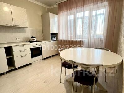 1-комнатная квартира · 56 м² · 7/9 этаж, мкр. Алтын орда 4д за 17 000 ₸ в Актобе