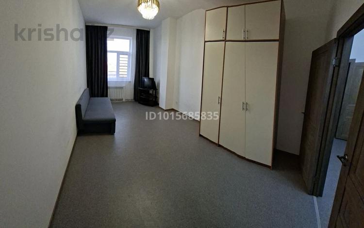 1-бөлмелі пәтер · 42 м² · 5/8 қабат, Байтурсынова 67 — А-62, бағасы: 200 000 ₸ в Астане, Алматы р-н — фото 2