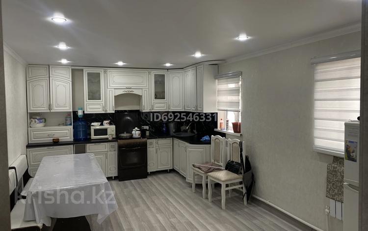 Отдельный дом · 5 комнат · 180 м² · 5 сот., мкр. Зачаганск пгт 31/1 — Жерұйық 31/1 за 18.7 млн ₸ в Уральске — фото 2