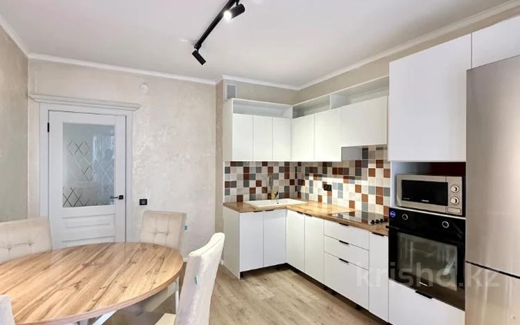 2-комнатная квартира · 70 м² · 3/12 этаж, Тургут Озала 194 за 71.9 млн ₸ в Алматы, Алмалинский р-н — фото 18