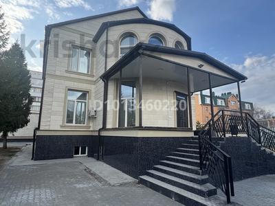 Отдельный дом · 8 комнат · 400 м² · 15 сот., 1-челябинская 4 — Карбышева за 4 млн ₸ в Костанае