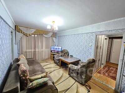 4-комнатная квартира, 60 м², 4/5 этаж, Челюскина 1 за 17.2 млн 〒 в Усть-Каменогорске