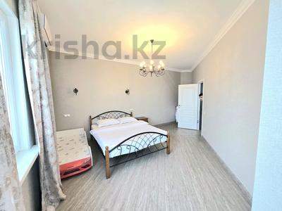 3-комнатная квартира · 95 м² · 13/15 этаж, Достык 128 за 45 000 ₸ в Алматы, Медеуский р-н
