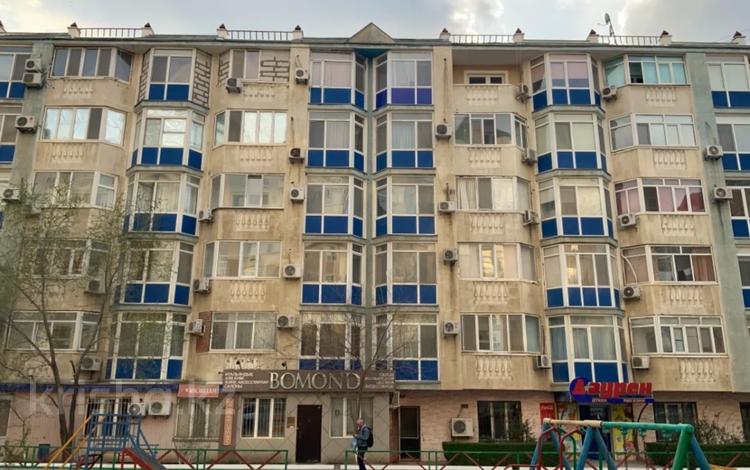 2-комнатная квартира, 75 м², 5/5 этаж помесячно, Сатпаева 5Д за 160 000 〒 в Атырау — фото 2