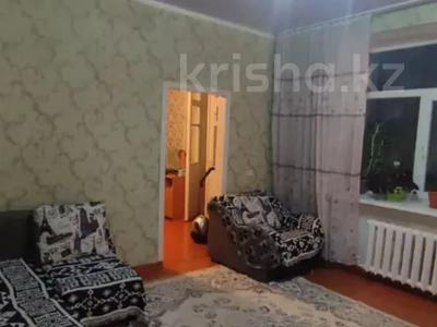 3-комнатная квартира · 58.8 м² · 2/2 этаж, Бажова 1/3 за 14.1 млн 〒 в Усть-Каменогорске