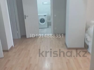 3-бөлмелі пәтер · 70 м² · 4/5 қабат, Алмагүл ш/а., Жарокова 292 — Аль-Фараби, бағасы: 500 000 ₸ в Алматы, Бостандыкский р-н