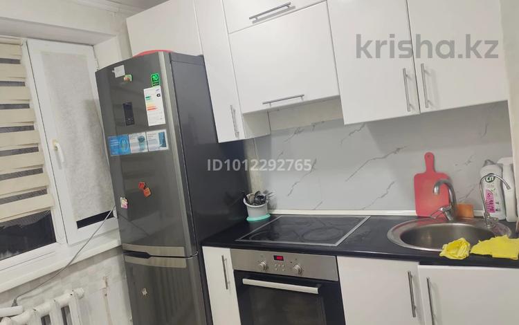 2-бөлмелі пәтер · 44.2 м² · 5/5 қабат, ул. Мусы Джалиля 15, бағасы: 160 000 ₸ в Жезказгане — фото 2