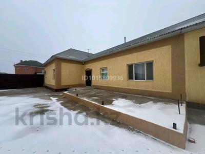 Жеке үй · 5 бөлме · 160 м² · 10 жүзд., Мухан Турганбаев 20 — Мкр. Наурыз, бағасы: 25 млн ₸ в 