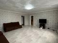 Отдельный дом · 4 комнаты · 180 м² · 15 сот., Центральная 46 — Дом за кафе-магазином &quot;Бірлік&quot; за 23 млн 〒 в Семее