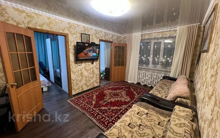 3-бөлмелі пәтер · 61 м² · 1/5 қабат, Майкудук, 13й микрорайон, бағасы: 11.5 млн 〒 в Караганде, Алихана Бокейханова р-н — фото 2