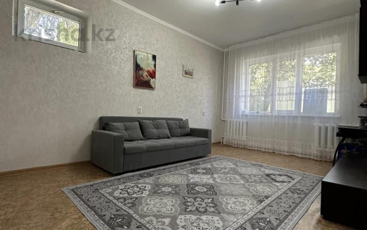 1-комнатная квартира · 43 м² · 2/5 этаж, мкр Айнабулак-1 за 27 млн ₸ в Алматы, Жетысуский р-н — фото 2