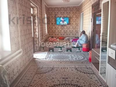 Отдельный дом · 6 комнат · 300 м² · 800 сот., Пердебеков 40 — Возле Алпамыс батыра за 30 млн ₸ в Сарыагаш