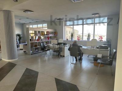 Офисы, магазины и бутики, общепит, салоны красоты, фитнес и спорт, медцентры и аптеки, образование, развлечения · 336 м² за 1 млн 〒 в Каскелене