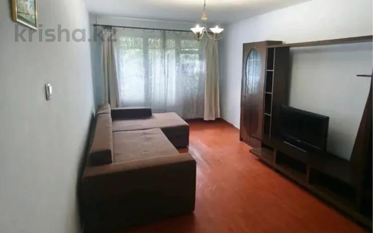 2-комнатная квартира · 44 м² · 1/4 этаж, мкр №6 7 за 250 000 ₸ в Алматы, Ауэзовский р-н — фото 2