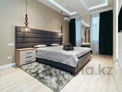 2-комнатная квартира, 57 м² посуточно, Розыбакиева 320 за 31 000 〒 в Алматы, Бостандыкский р-н