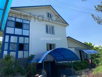 Жеке үй · 5 бөлме · 250 м² · 14 жүзд., Тастыбұлақ ш/а., Жанат 19 — Жандосова, бағасы: 90 млн ₸ в Алматы, Наурызбайский р-н