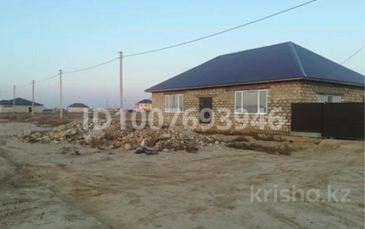 Свободное назначение, магазины и бутики, склады, общепит, сельское хозяйство, образование · 200 м² за 100 000 〒 в Атырау, мкр Зарослый — фото 2
