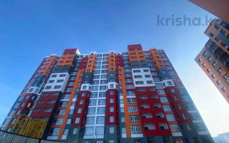 1-комнатная квартира, 45.2 м², 13/13 этаж, Сарыарка за ~ 11.5 млн 〒 в Кокшетау — фото 2