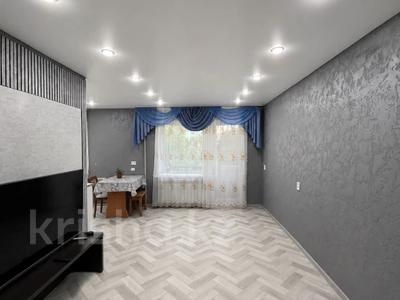 3-бөлмелі пәтер · 56 м² · 3/4 қабат, СПАРТАКА — ЦЕМПОСЕЛОК, бағасы: 18 млн ₸ в Семее