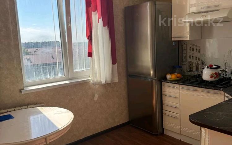 1-комнатная квартира · 35 м² · 9/9 этаж, 4 микр 9 за 12.5 млн ₸ в Аксае — фото 2