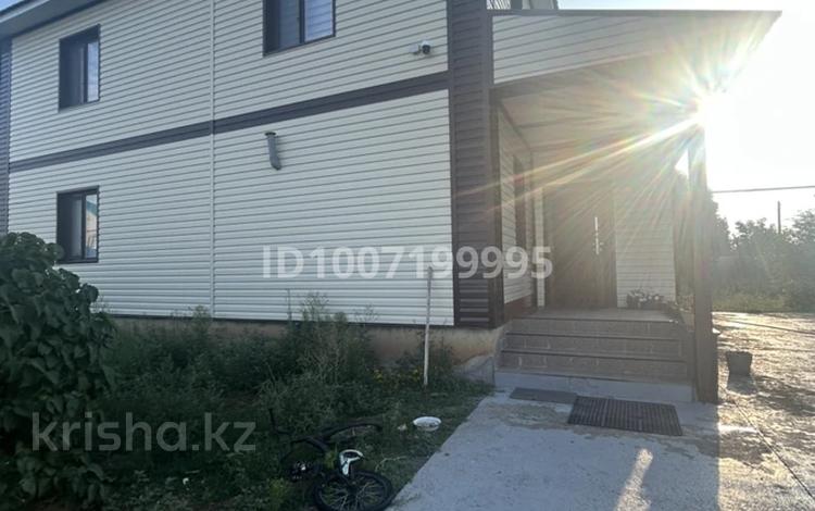 Жеке үй · 5 бөлме · 200 м² · 10 жүзд., Жилой массив Сая, бағасы: 46 млн ₸ в Актобе, жилой массив Заречный-1 — фото 2