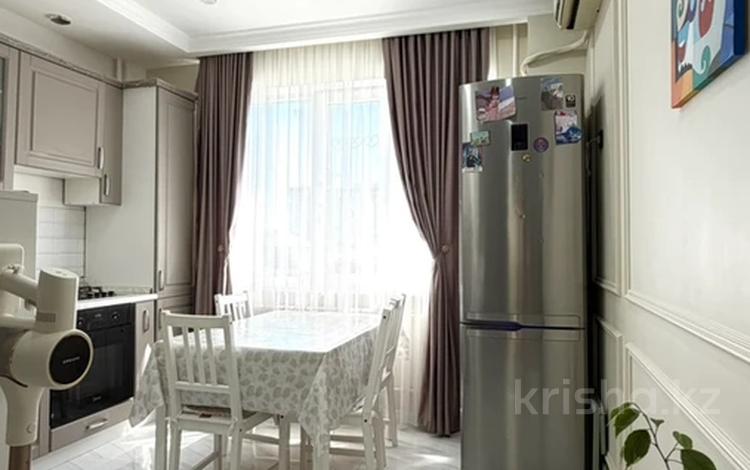 2-комнатная квартира · 61 м² · 2/6 этаж, Жарбосынова 87Б — Байзар, Тайманова, Кулманова за 28 млн ₸ в Атырауской обл. — фото 36