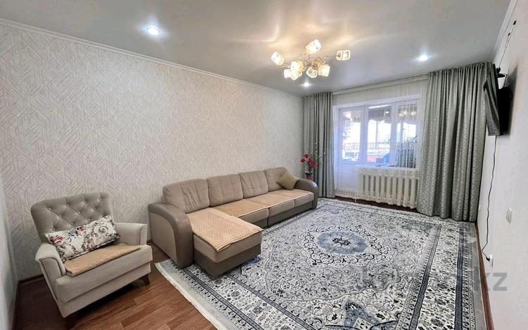 2-комнатная квартира, 63 м², 5/5 этаж, Назарбаева 3/4 за 17 млн 〒 в Кокшетау — фото 2