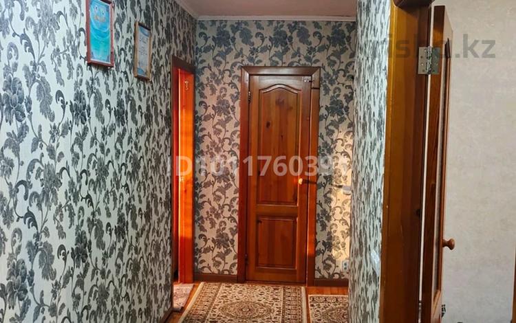 3-бөлмелі пәтер · 70 м² · 6/9 қабат, Естая 142, бағасы: 33 млн ₸ в Павлодаре — фото 2