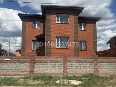 Отдельный дом · 6 комнат · 220 м² · 10 сот., Макатаева 8 — Молдагулова за 55 млн 〒 в Жибек Жолы