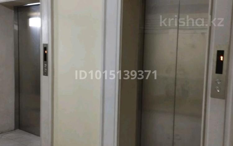 1-комнатная квартира · 35 м² · 11/12 этаж, Рыскулбекова 31/1 за 200 000 ₸ в Астане, Алматы р-н — фото 2