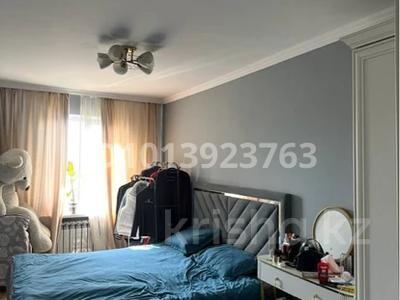 3 комнаты · 70 м² · 5/5 этаж, мкр №6 50 за 140 000 ₸ в Алматы, Ауэзовский р-н