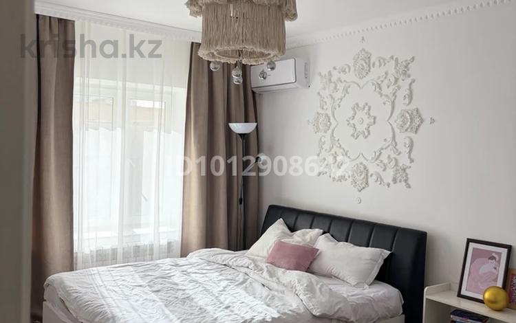 4-бөлмелі пәтер · 86 м² · 5/5 қабат, мкр Самал-2 34, бағасы: 99 млн ₸ в Алматы, Медеуский р-н — фото 2